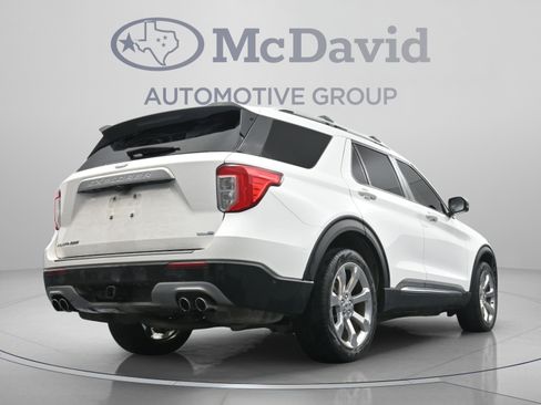 Used 2020 Ford Explorer Platinum w/ Premium Technology Package AWD/4WD image 32