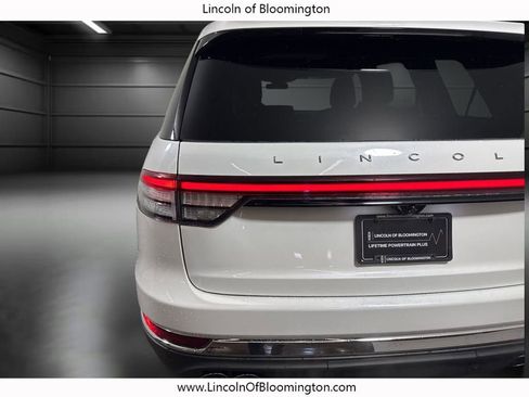 Certified 2025 Lincoln Aviator Reserve w/ Illumination Package image 22