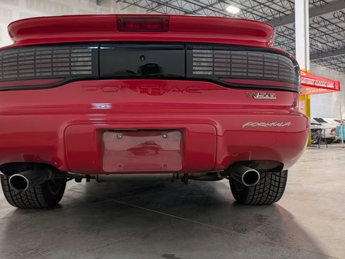 Used 1996 Pontiac Firebird Formula image 13