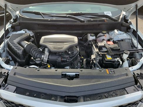 Used 2025 Cadillac XT6 Premium Luxury w/ Technology Package image 30