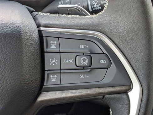 New 2026 Jeep Grand Cherokee Altitude AWD/4WD image 26