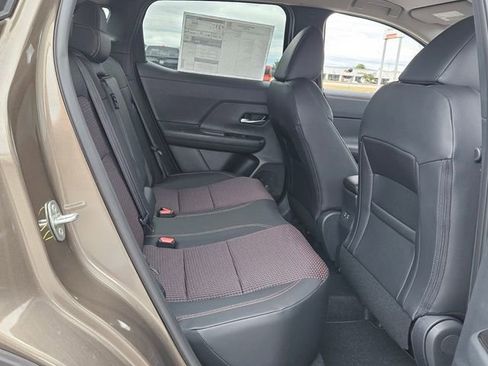 New 2026 Nissan Kicks SR FWD image 16