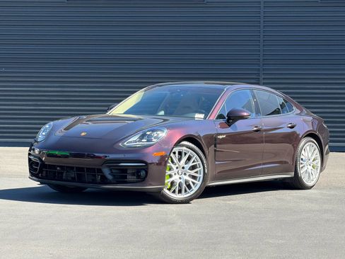 Used 2023 Porsche Panamera AWD/4WD image 2