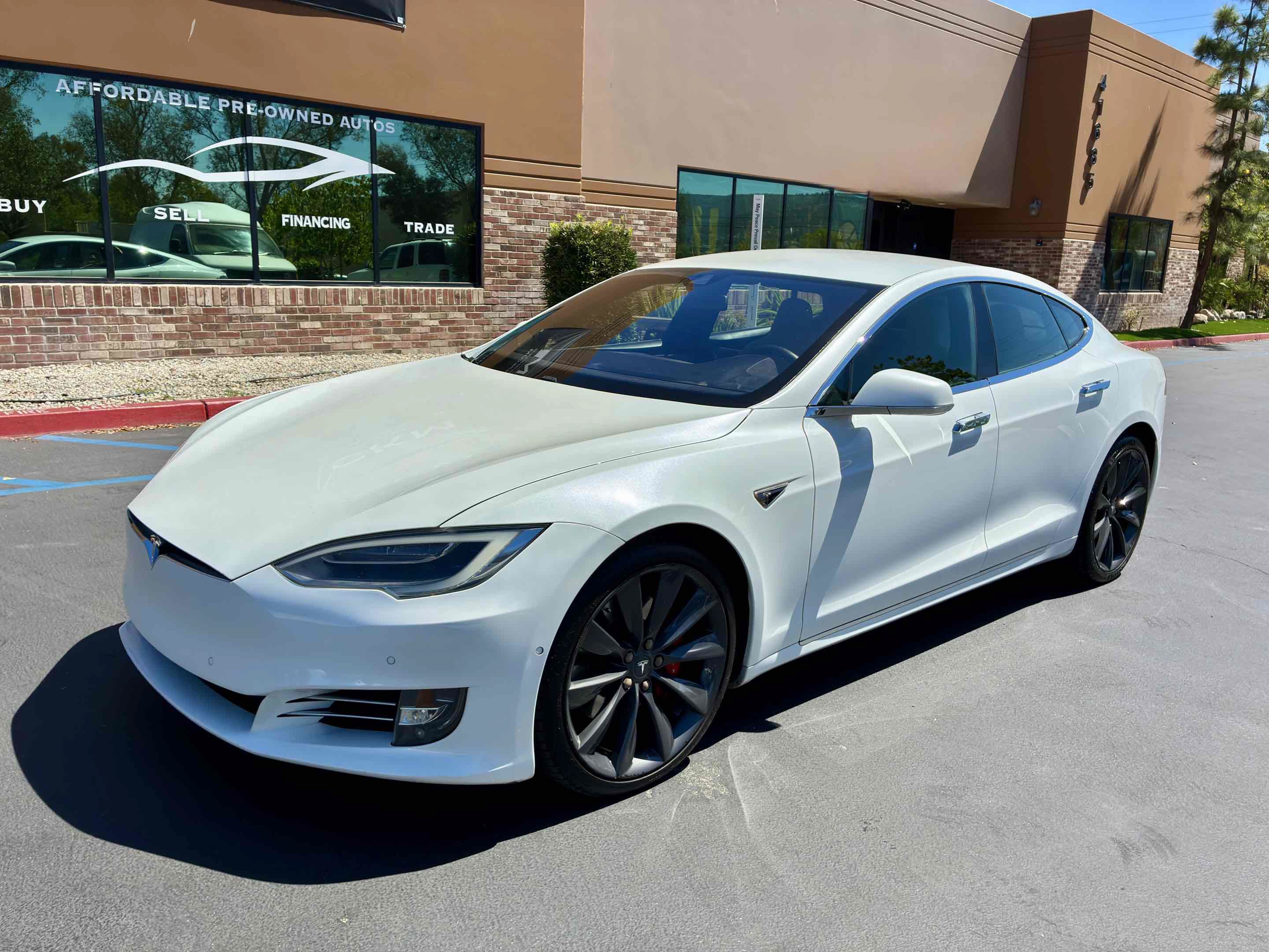 Used 2016 Tesla Model S 90D AWD/4WD image 4
