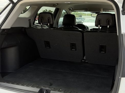 Used 2019 GMC Terrain SLE w/ Driver Convenience Package FWD image 26