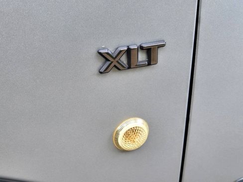 Used 2013 Ford Transit Connect XLT FWD image 13