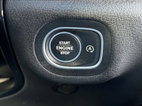 Used 2020 Mercedes-Benz GLE 350 4MATIC image 31