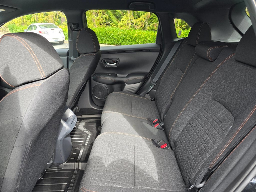 Certified 2025 Honda HR-V Sport image 9