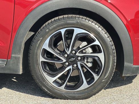 Used 2022 Chevrolet Bolt EUV Premier w/ Sun & Sound Package image 27