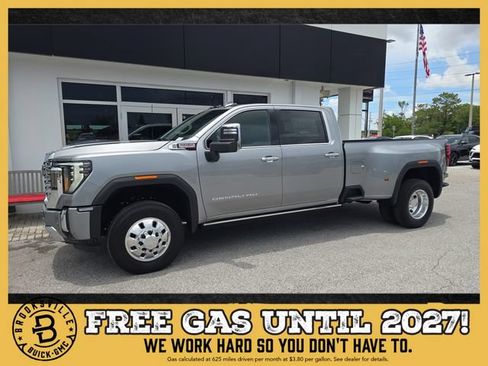 New 2026 GMC Sierra 3500 Denali w/ Denali Reserve Package AWD/4WD image 1