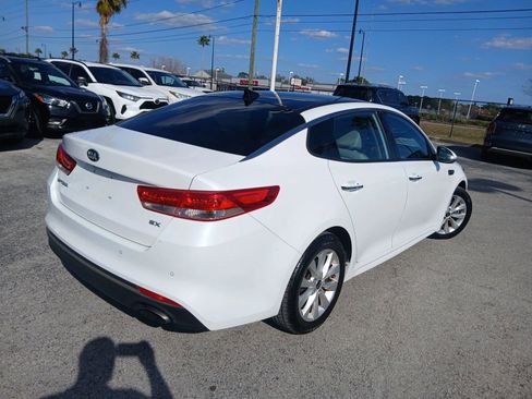 Used 2018 Kia Optima EX w/ Technology Package image 5