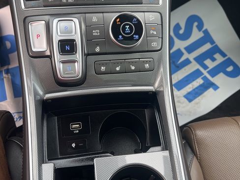 Used 2023 Hyundai Santa Fe Limited image 23