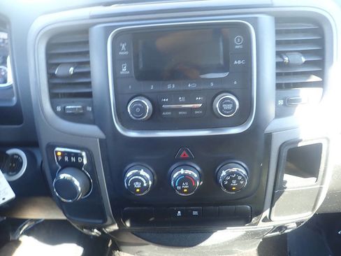 Used 2017 RAM 1500 ST RWD image 10