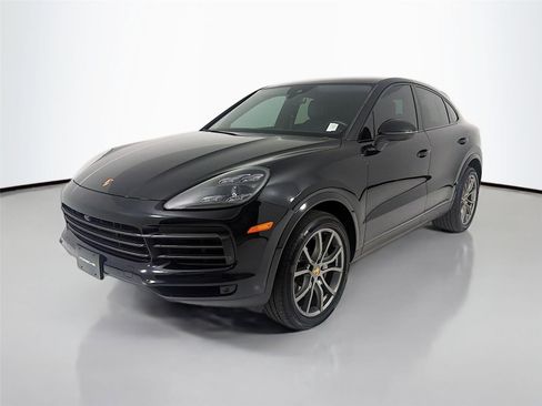 Used 2023 Porsche Cayenne S AWD/4WD image 1