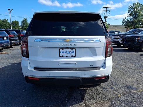 Certified 2023 Chevrolet Tahoe LT w/ Luxury Package AWD/4WD image 5