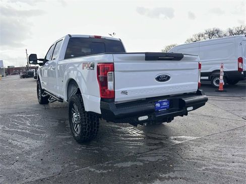 Used 2017 Ford F250 Lariat w/ Lariat Ultimate Package image 5