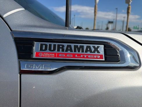 Used 2022 GMC Sierra 2500 Denali w/ Denali Ultimate Package image 7