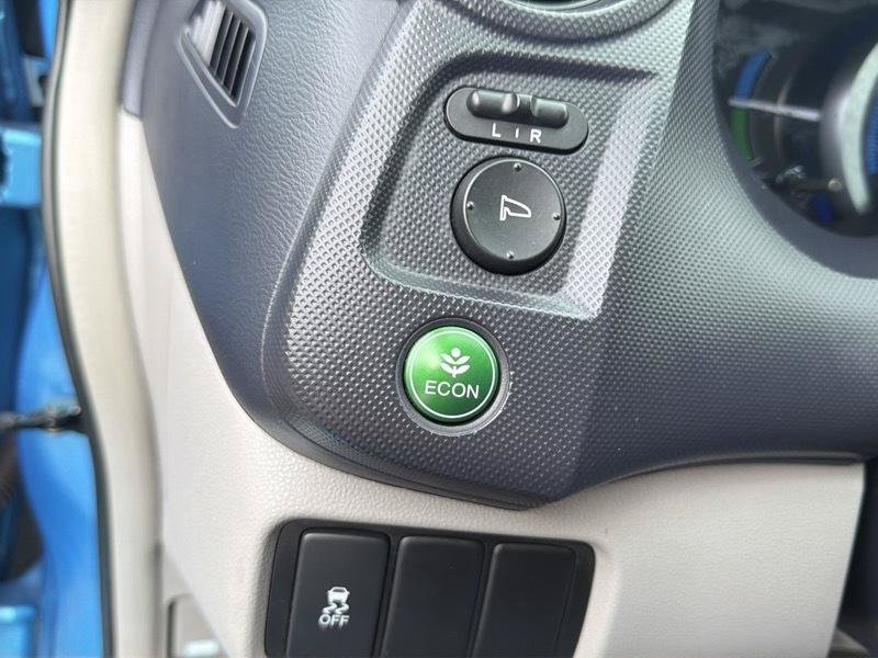 Used 2010 Honda Insight EX image 23