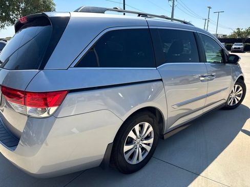 Used 2016 Honda Odyssey EX-L image 3