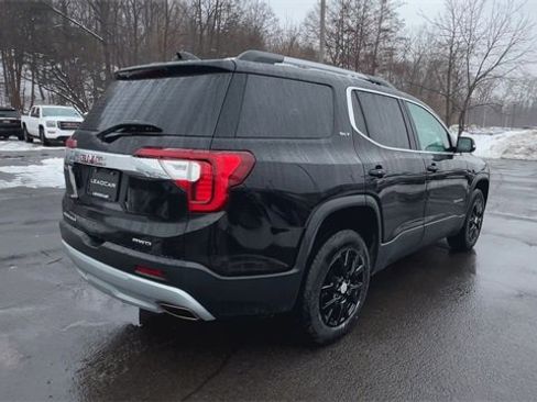 Used 2023 GMC Acadia SLT image 8