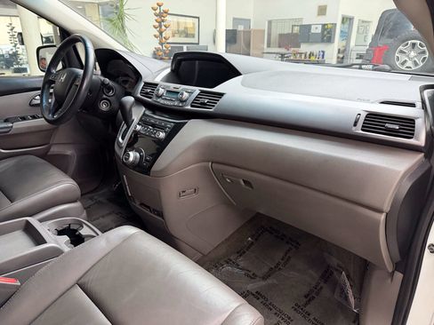 Used 2013 Honda Odyssey EX-L image 17