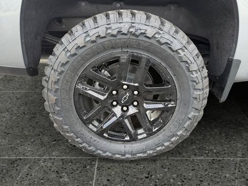 New 2026 Chevrolet Silverado 1500 LT Trail Boss w/ LT Trail Boss Premium Package AWD/4WD image 16