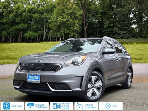 Used 2017 Kia Niro LX image 1