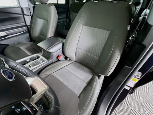 Used 2023 Ford Explorer XLT w/ Class IV Trailer Tow Package image 20