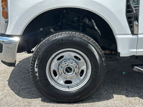 Certified 2026 Ford F250 XL w/ XL Chrome Package AWD/4WD image 28