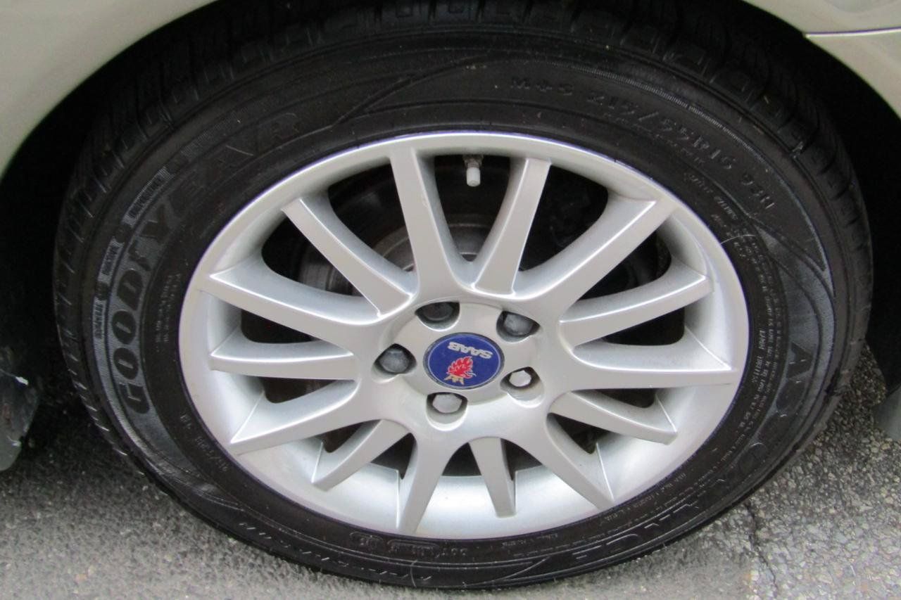 Used 2008 Saab 9-3 2.0T w/ Cold Weather Package FWD image 35