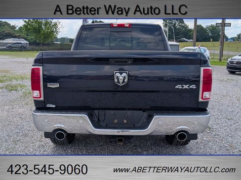 Used 2017 RAM 1500 Laramie w/ Convenience Group AWD/4WD image 5
