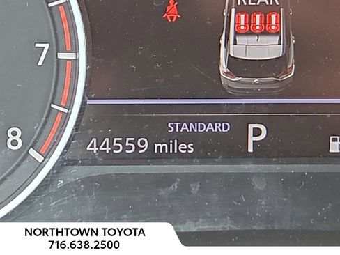 Used 2023 Nissan Rogue SV image 16