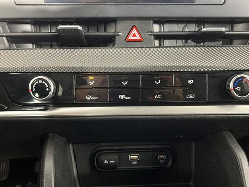 Used 2023 Kia Sportage LX AWD/4WD image 33