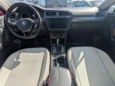 Used 2018 Volkswagen Tiguan SEL image 10