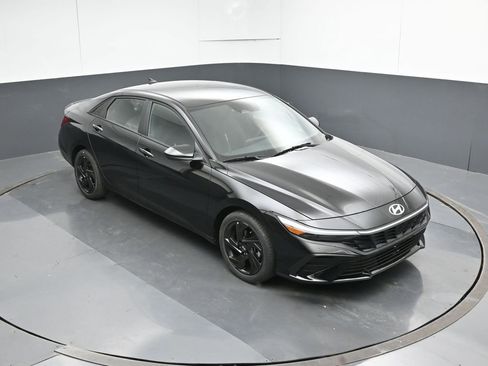 New 2026 Hyundai Elantra Sport image 23