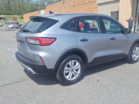 Used 2022 Ford Escape S AWD/4WD image 3