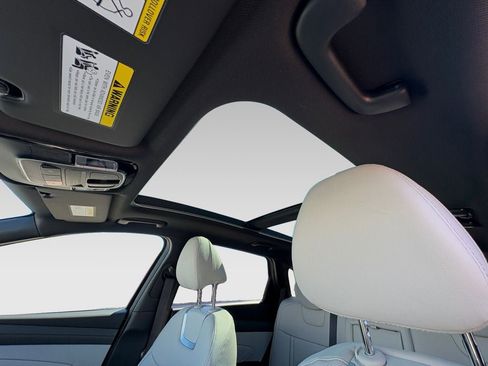 New 2026 Hyundai Tucson Limited FWD image 6