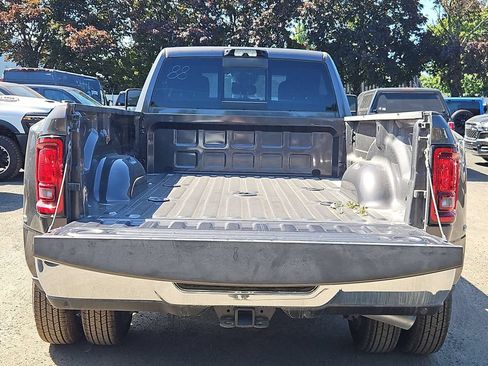 New 2026 RAM 3500 Tradesman AWD/4WD image 10