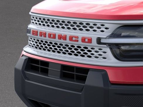 New 2025 Ford Bronco Sport Heritage w/ Convenience Package AWD/4WD image 17