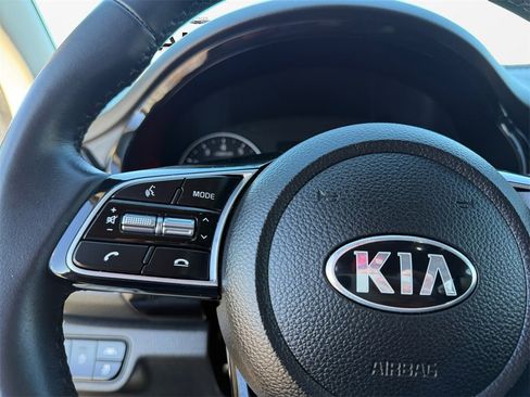 Used 2021 Kia Seltos EX image 25