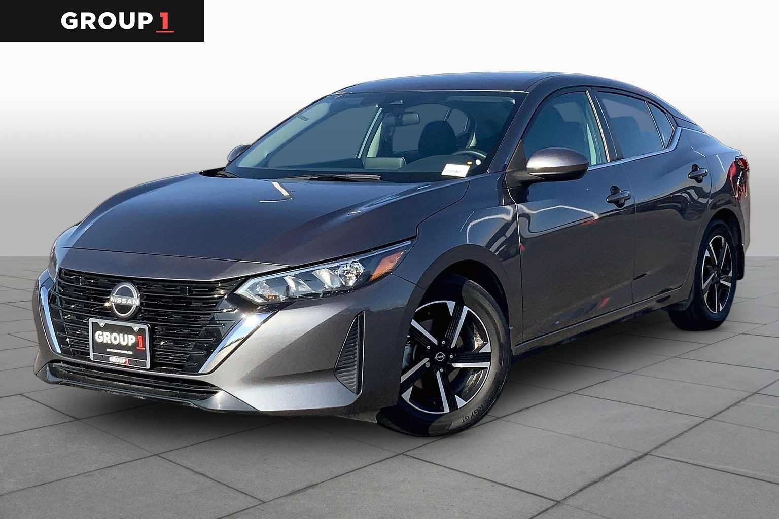 Used 2025 Nissan Sentra SV FWD image 1