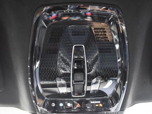 New 2026 Cadillac Vistiq Premium Luxury w/ LPO, Floor Liner Package image 26