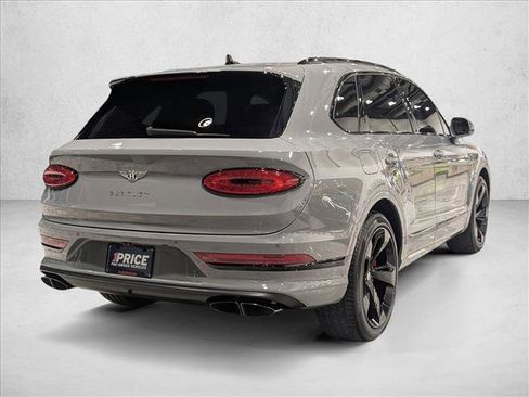 Used 2023 Bentley Bentayga image 5