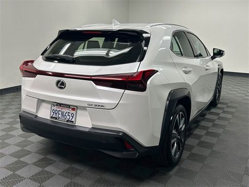 Certified 2025 Lexus UX 300h FWD image 5