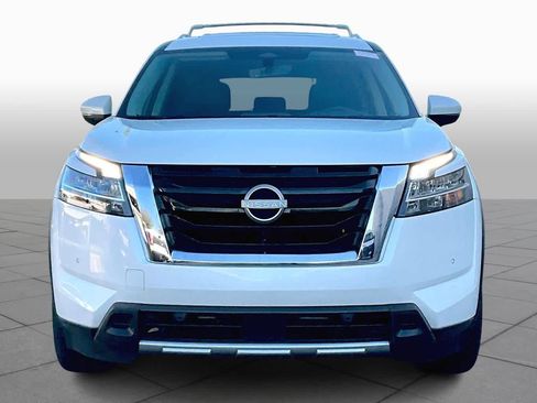 Used 2024 Nissan Pathfinder Platinum w/ Cargo Package image 3
