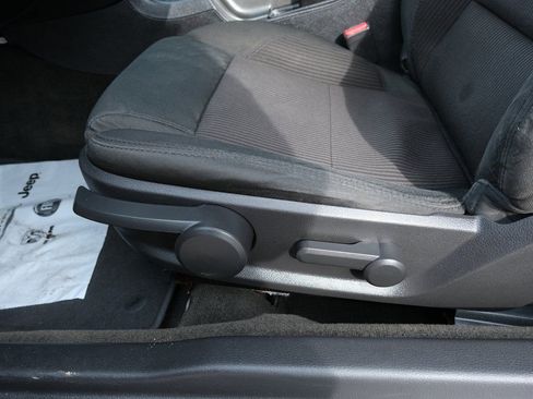 Used 2014 Ford Mustang Coupe RWD image 23