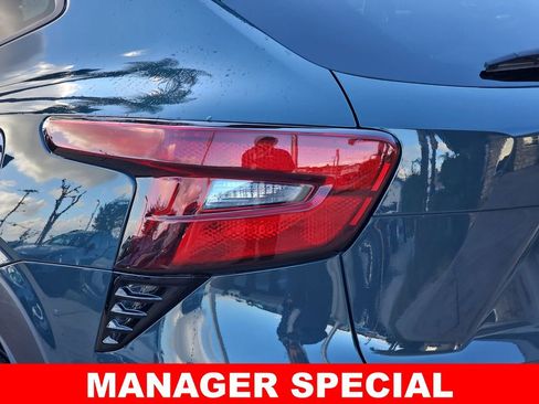 Used 2025 Chevrolet Trax LT w/ Driver Confidence Package image 40