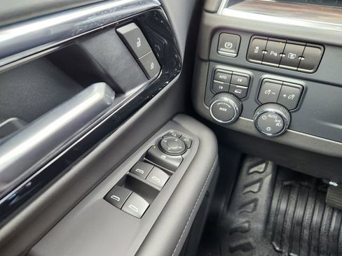 New 2025 Chevrolet Tahoe 4WD image 27