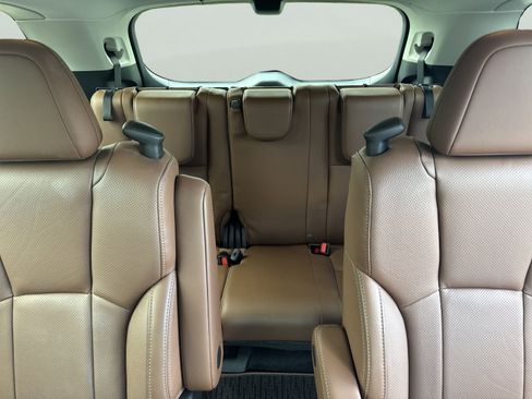 Used 2019 Subaru Ascent Touring AWD/4WD image 22