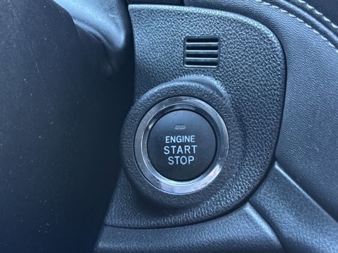 Used 2022 Subaru Outback Premium image 23